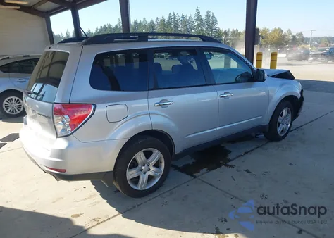 2009 Subaru Forester 2.5X Limited z USA, uszkodzony, nr VIN JF2SH64649H758216